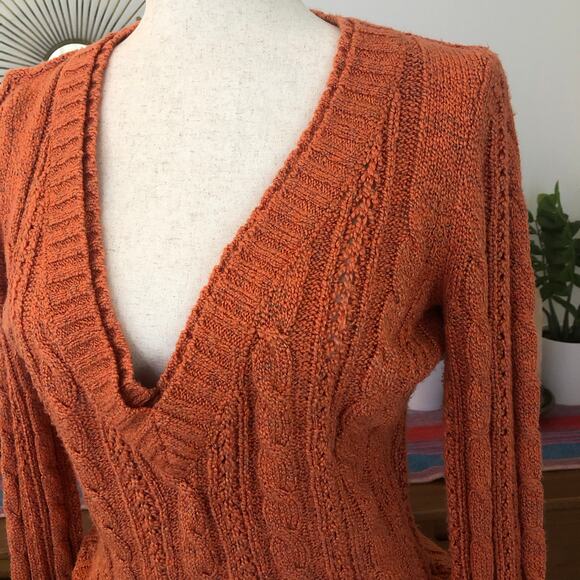 Maurices Rust Cable Knit V-Neck Sweater M Soft Grunge Bella Swan Cozy Knit Y2K - Picture 2 of 8